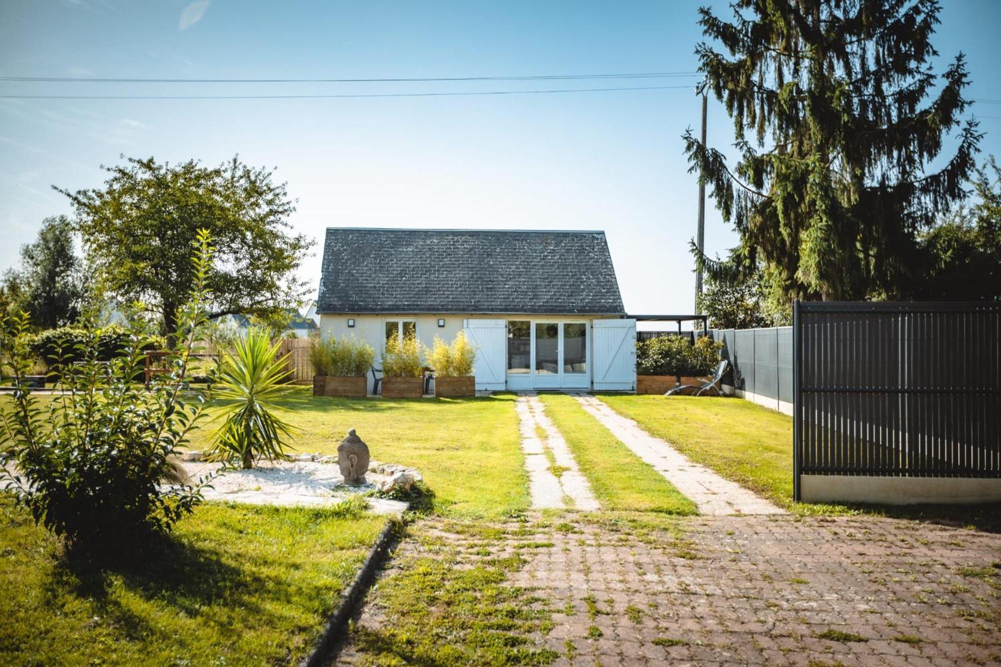 Loft Du Pain Avec Spa Privatif Druye Exterior photo